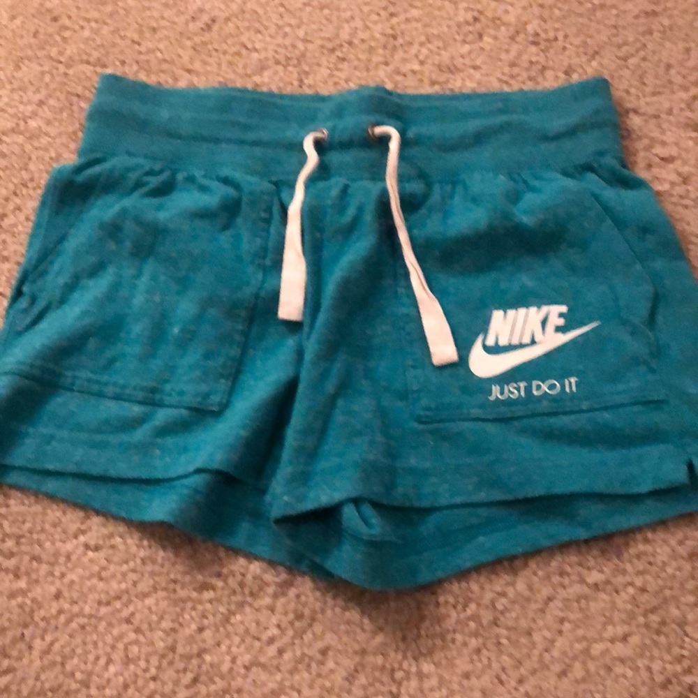 nike shorts
